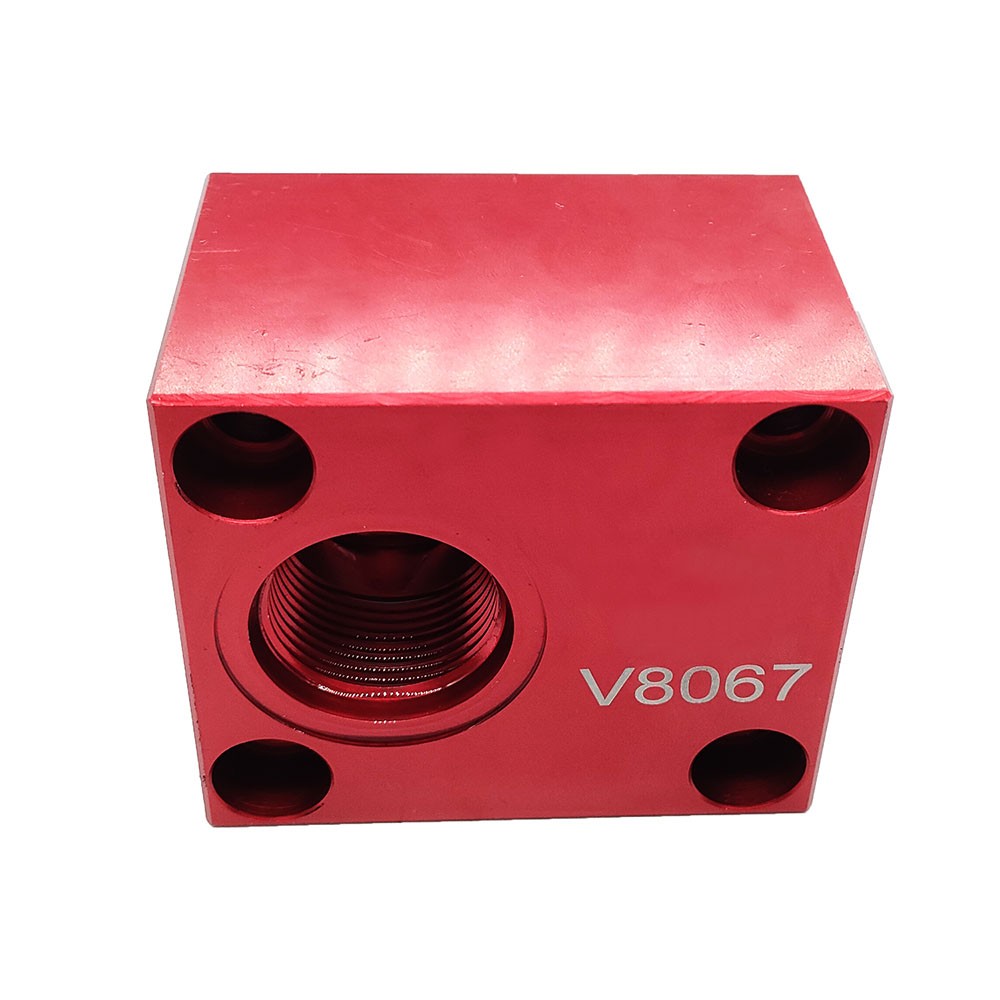 V8067